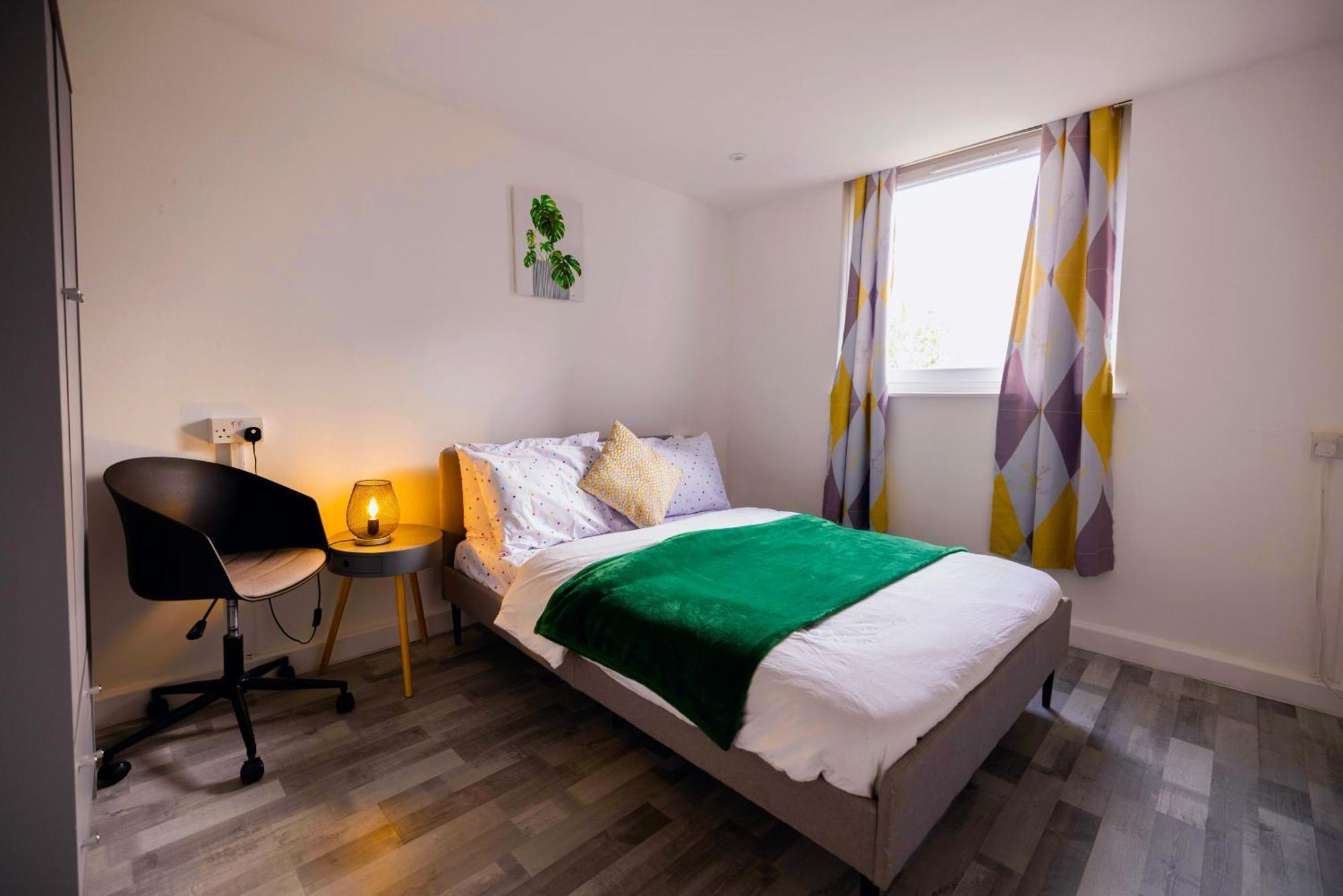 2 Bedrooms -Parking-Very Spacious-Wifi Londyn Zewnętrze zdjęcie